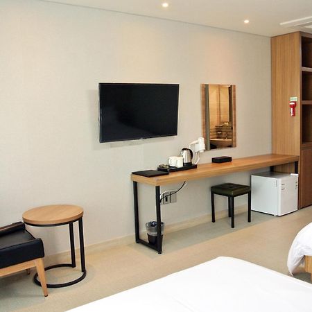 Jeju Noblesse Hotel Buitenkant foto